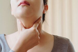 برای توده گردن به چه دکتری مراجعه کنیم